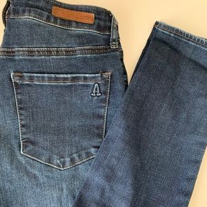 Perfect skinny jeans!